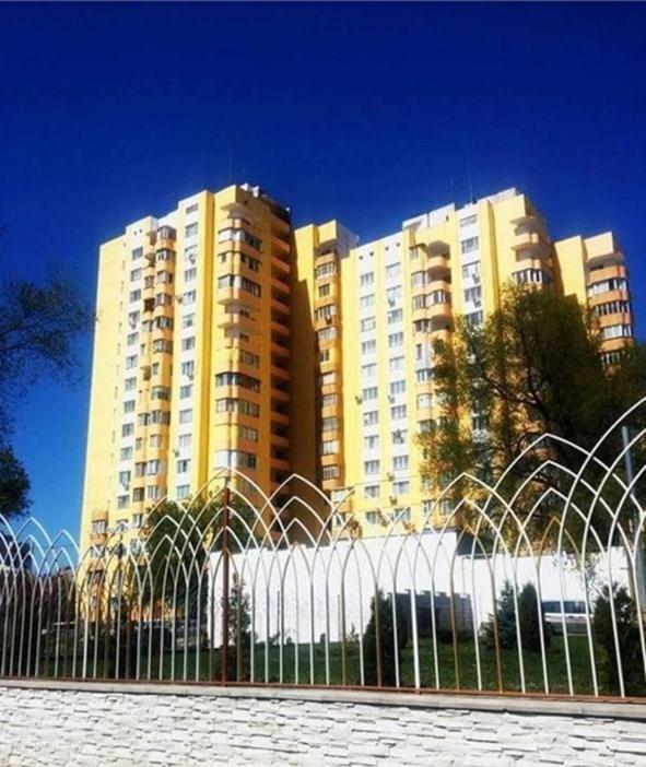 Loft Centr Apartamento Tiraspol Exterior foto